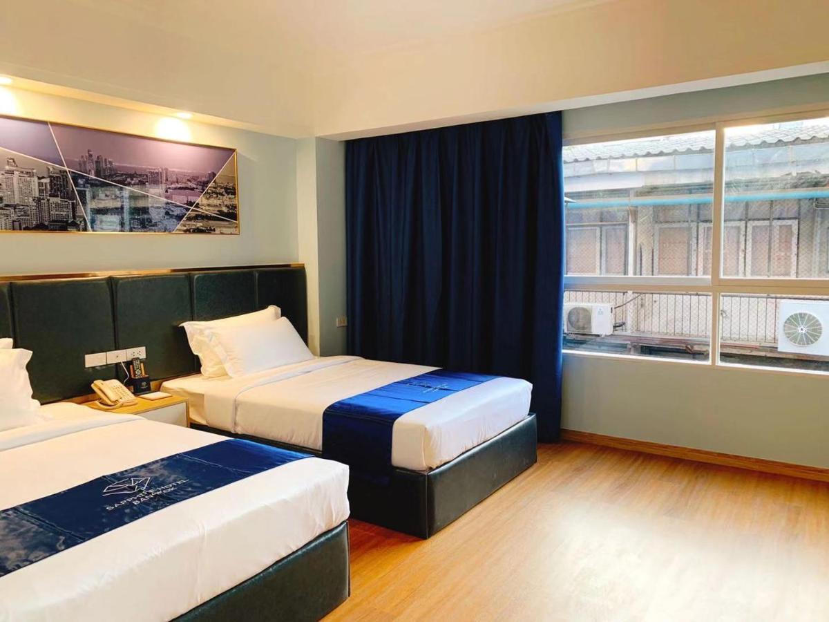 Sapphire Hotel Silom Bangkok Extérieur photo Deluxe Room