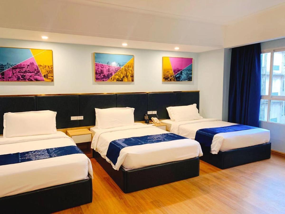 Sapphire Hotel Silom Bangkok Extérieur photo Deluxe Family Room