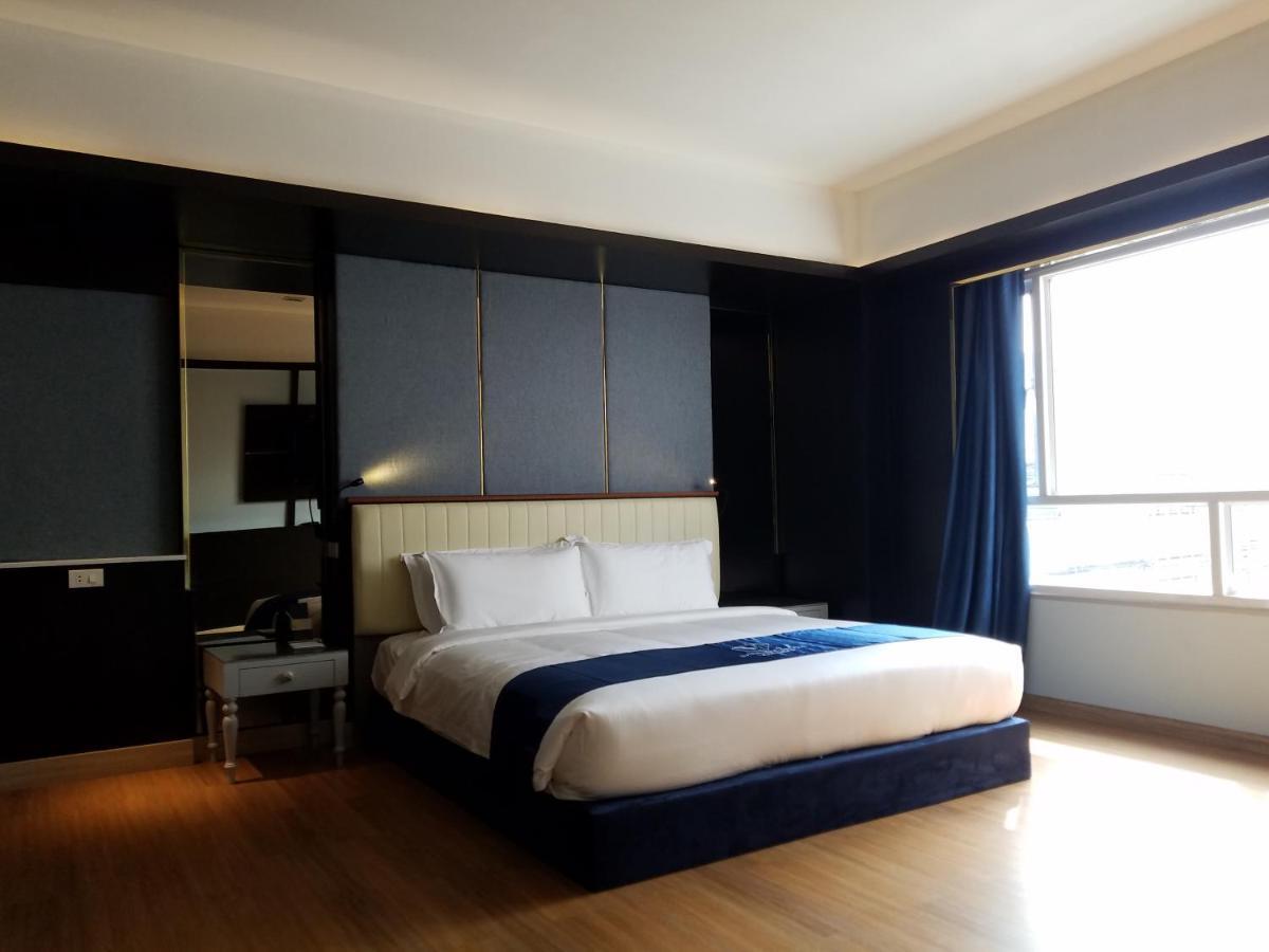 Sapphire Hotel Silom Bangkok Extérieur photo
